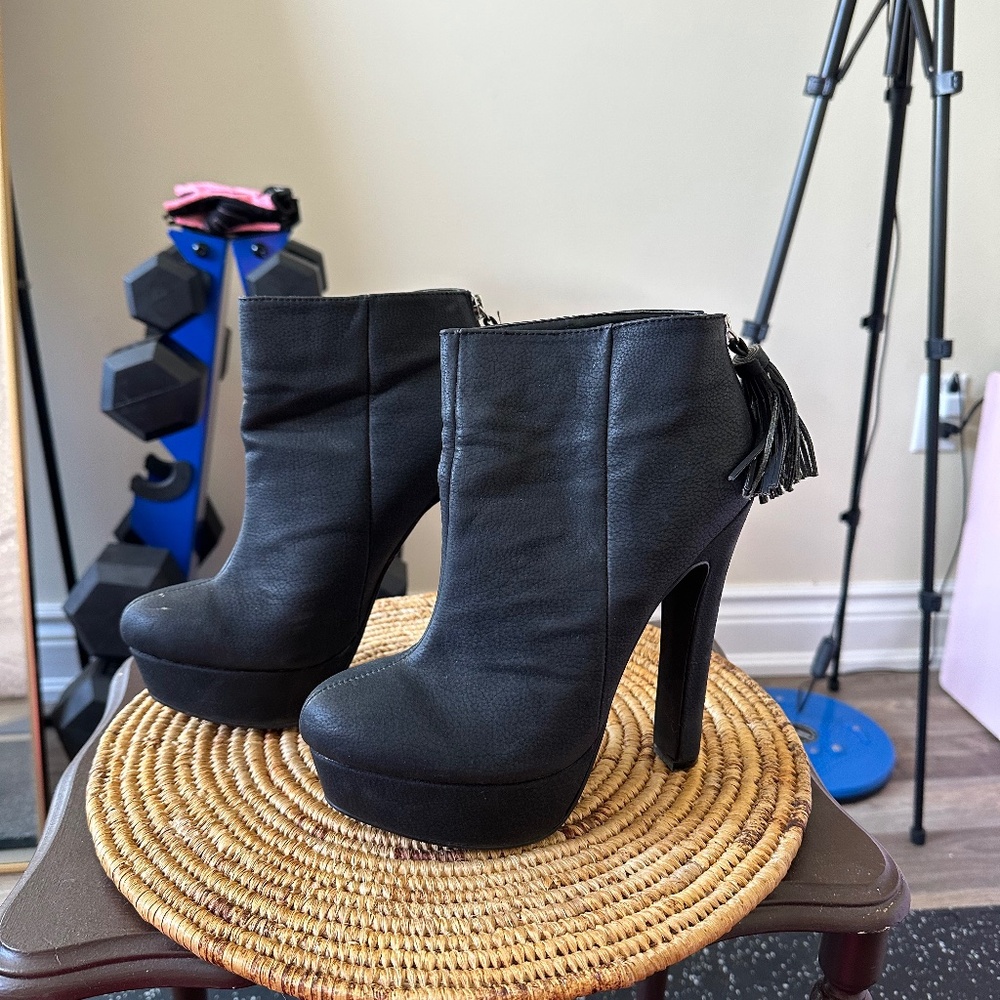 Victoria’s Secret platform bootie with fringe